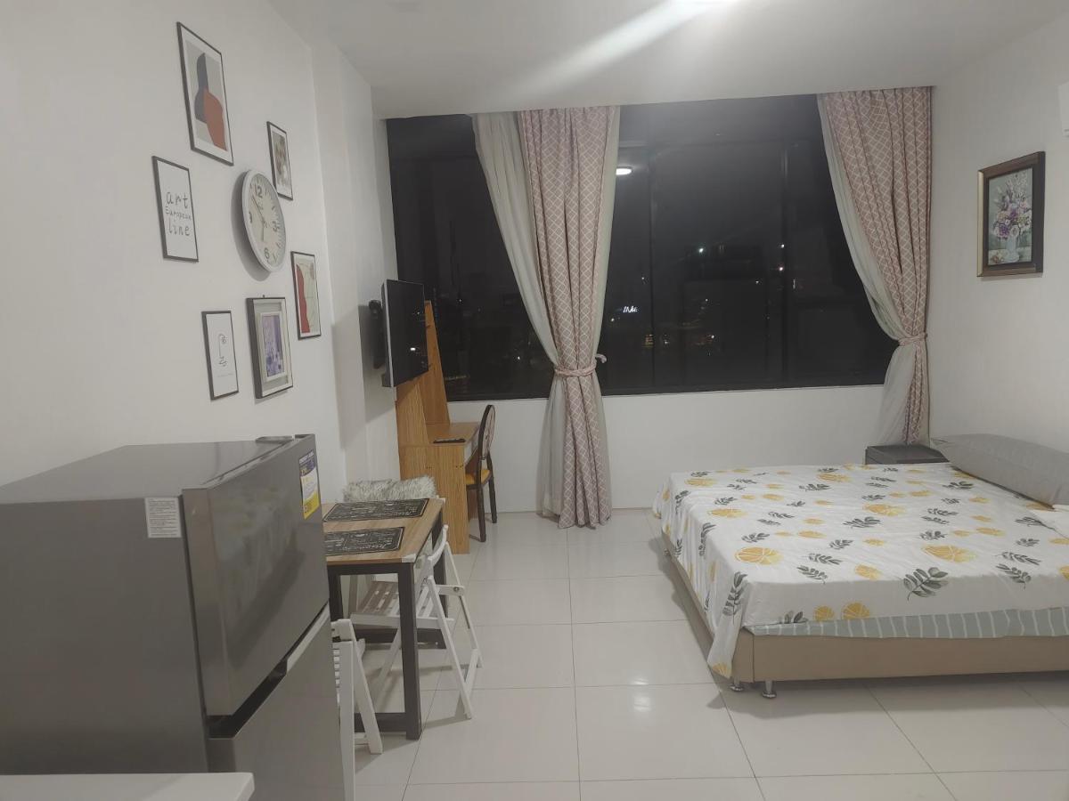 Appartamento Cebu Aviner Esterno foto
