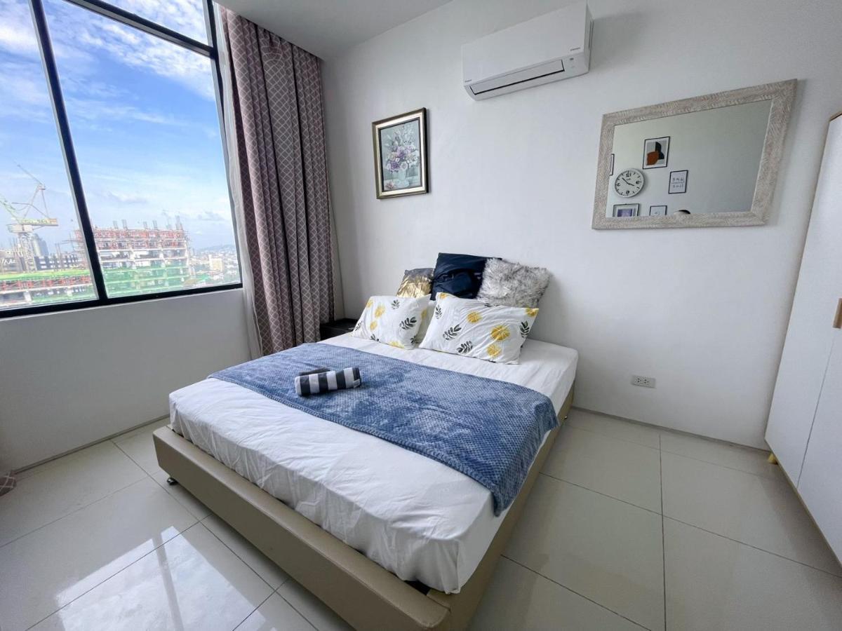 Appartamento Cebu Aviner Esterno foto